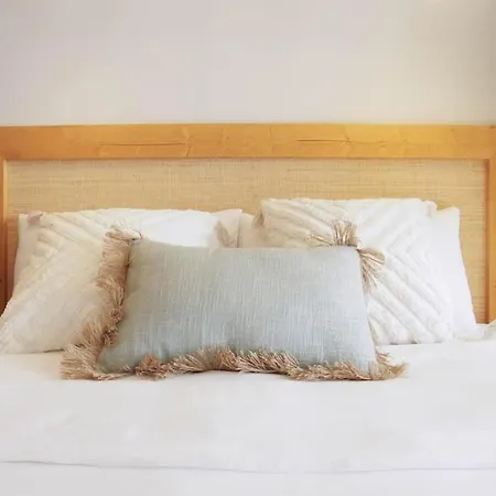 Apple By Bhomescostabrava شقة